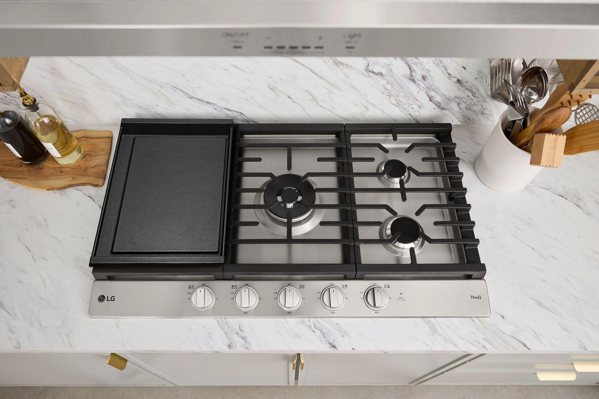 36" Smart Gas Cooktop with UltraHeat™ 22K BTU Dual Burner and LED Knobs