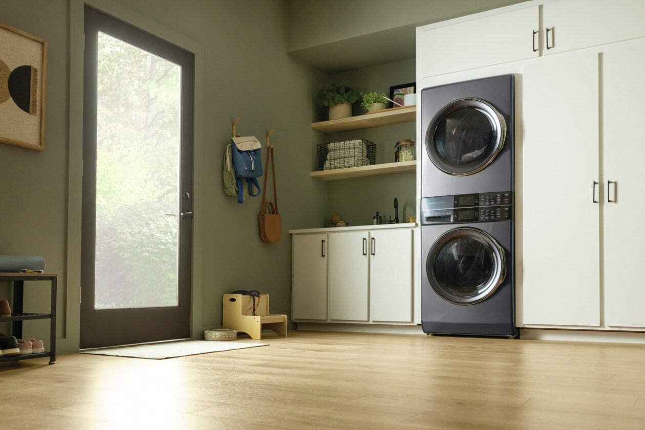Laundry Tower Single Unit Front Load 4.5 Cu. Ft. Washer & 8 Cu. Ft. Gas Dryer