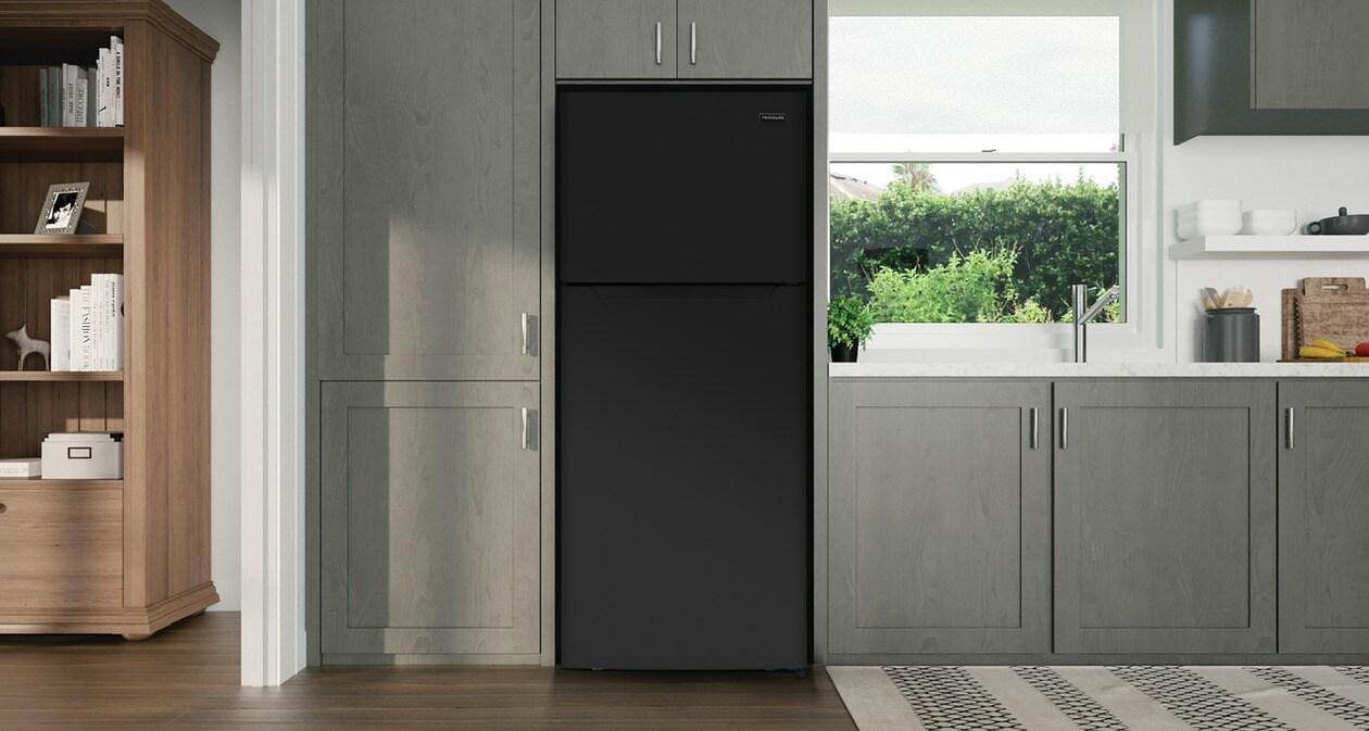 18 Cu. Ft. Top Freezer Refrigerator