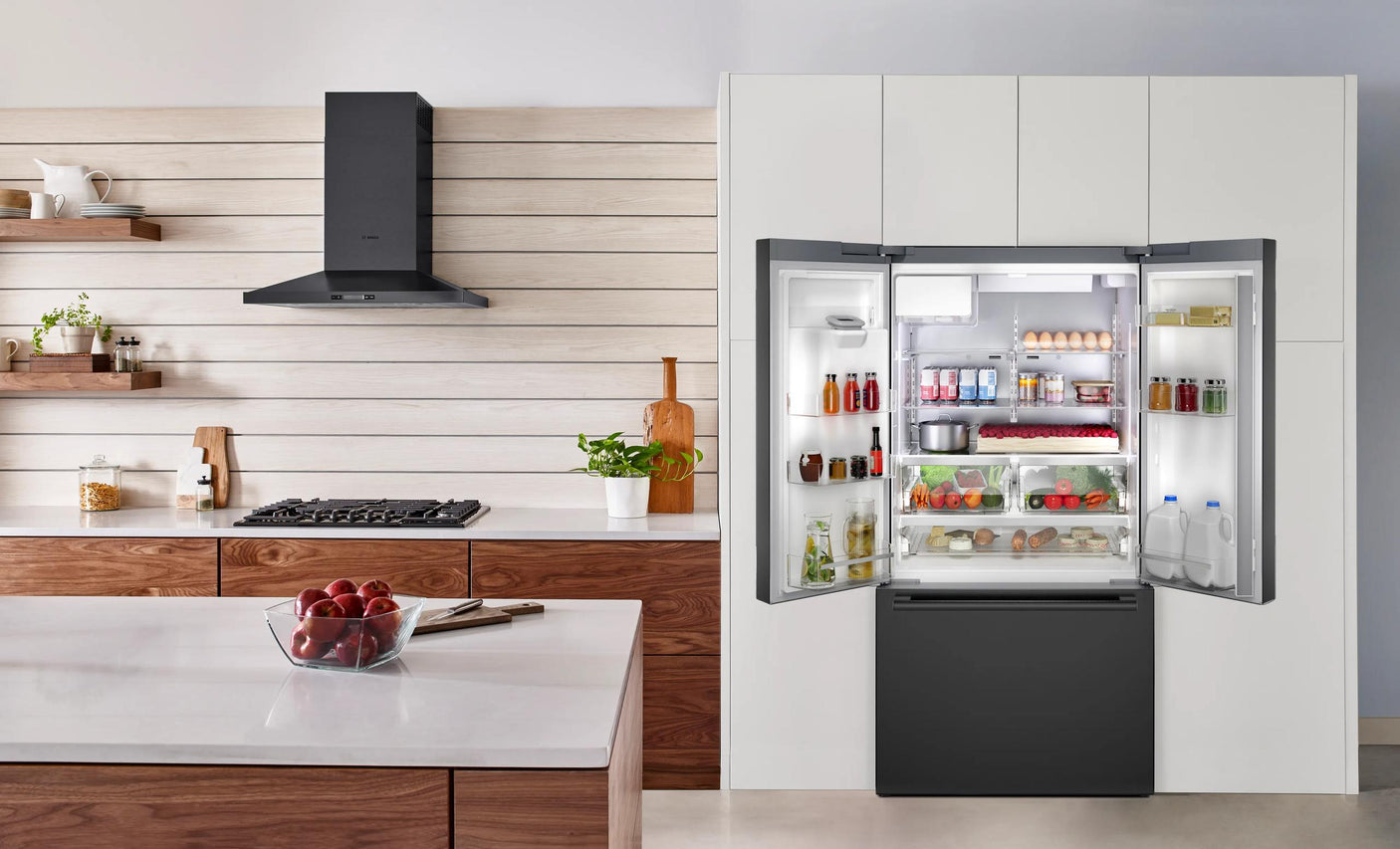 500 Series French Door Bottom Mount Refrigerator 36" Black Stainless Steel, Total No Frost