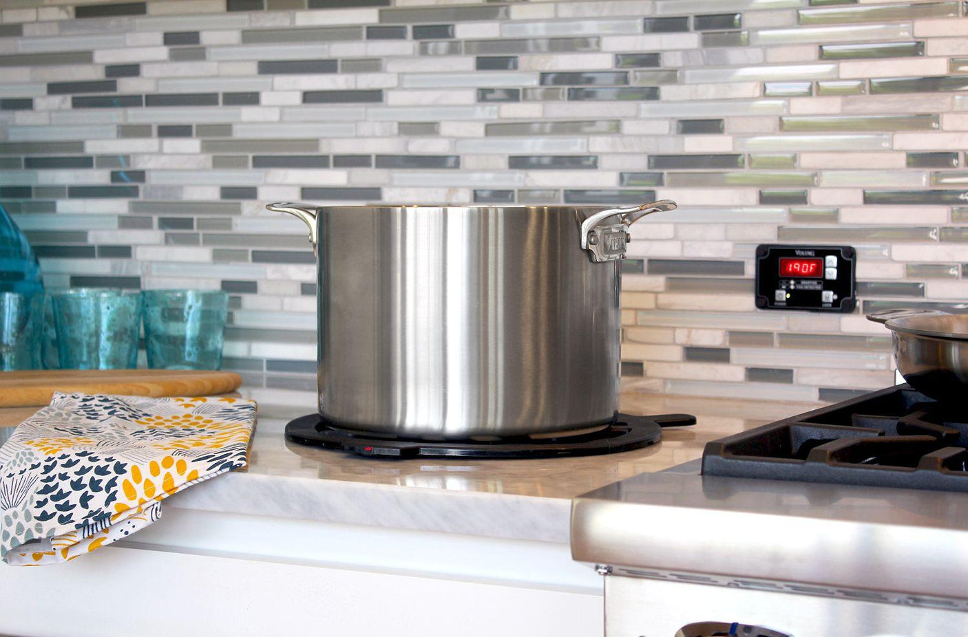 18" Undercounter Incogneeto™ Induction Warmer - VUIW