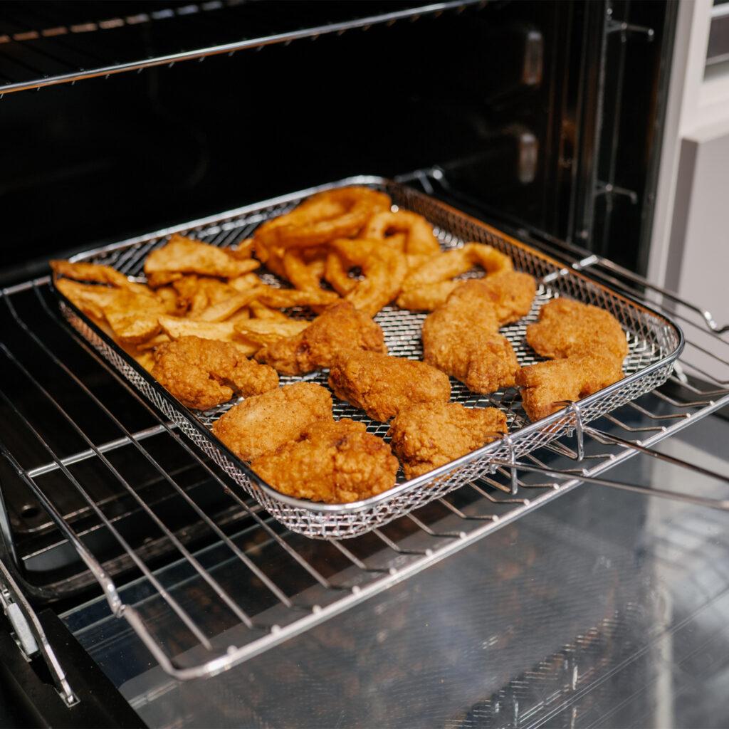 Danby 24-in TruAirFry Smooth top Slide-in Electric Range in Stainless Steel