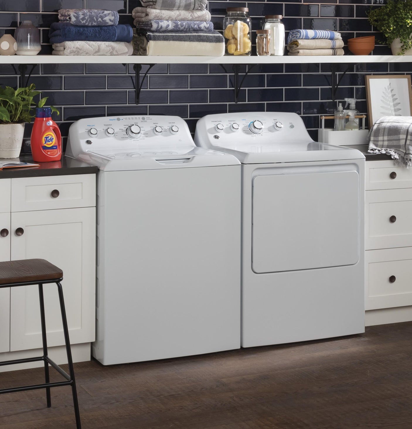 GE® 4.5 cu. ft. Capacity Washer with Stainless Steel Basket
