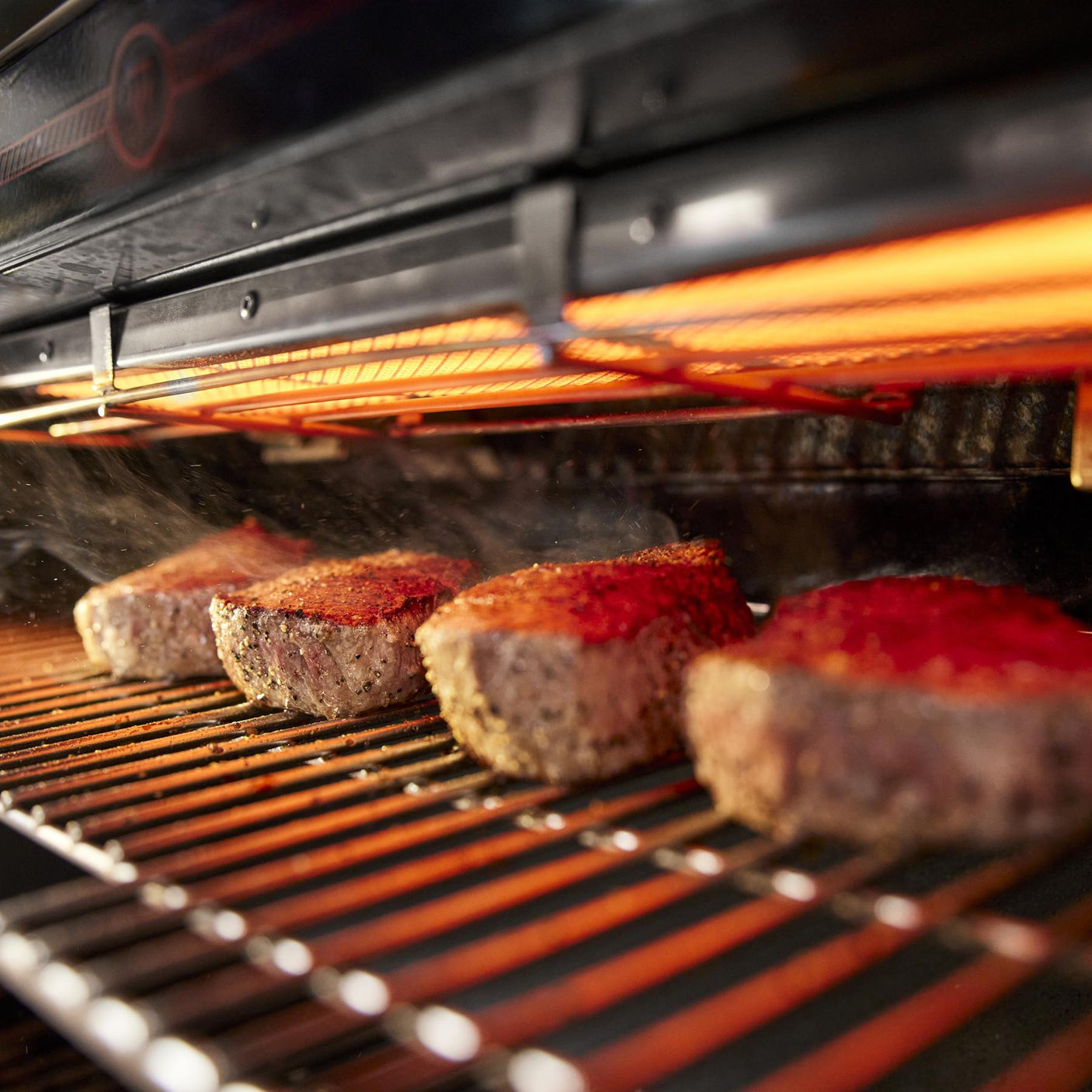 Summit® FS38 S Gas Grill (Natural Gas) - Stainless Steel