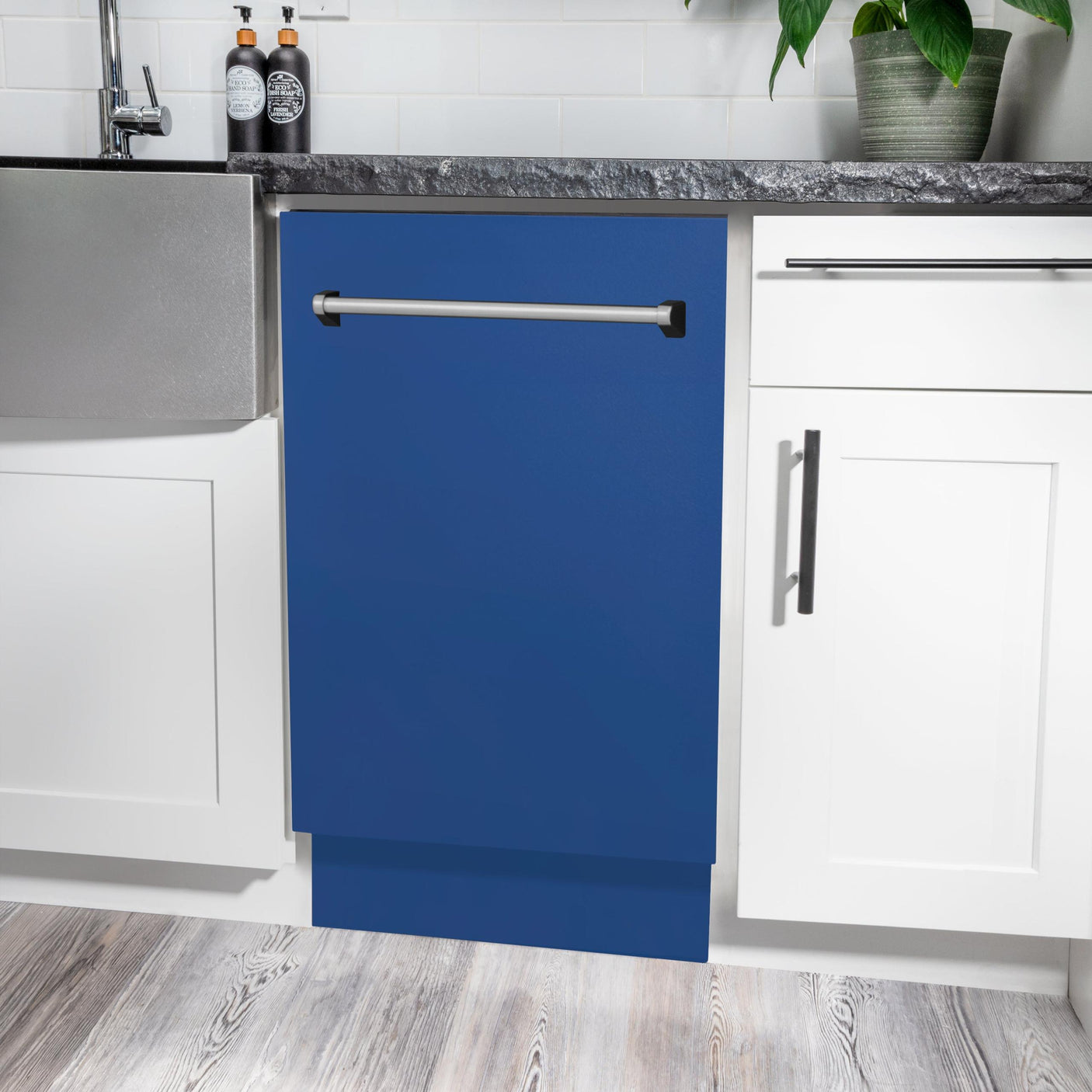 ZLINE 18" Tallac Series 3rd Rack Top Control Dishwasher with Traditional Handle, 51dBa [Color: Blue Matte]