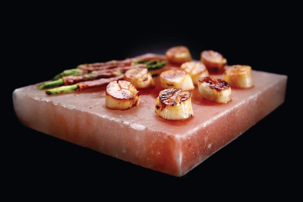 Himalayan Salt Block with Stainless Steel Topper with PRO Grill Topper