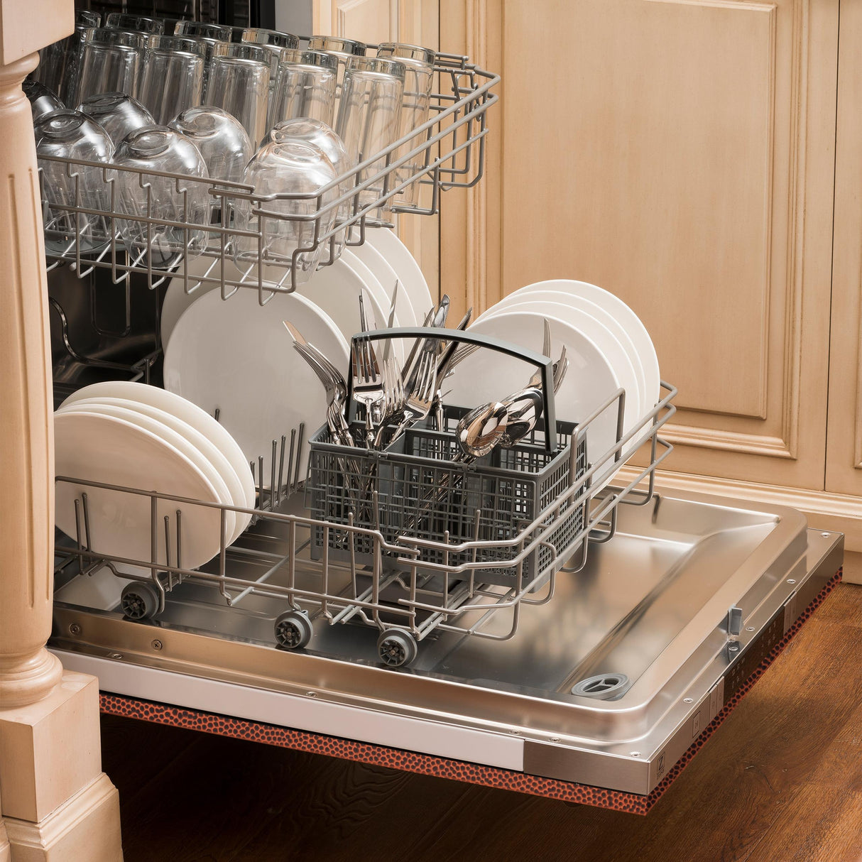 ZLINE 24 in. Top Control Dishwasher with Stainless Steel Tub and Modern Style Handle, 52dBa (DW-24) [Color: Hand Hammered Copper]