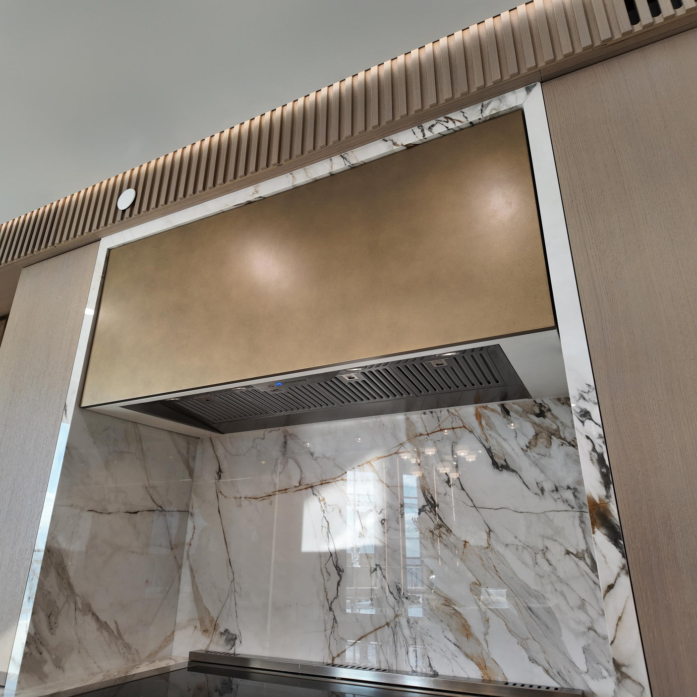 42" CCC 600/395 CFM Insert Hood Liner Stainless