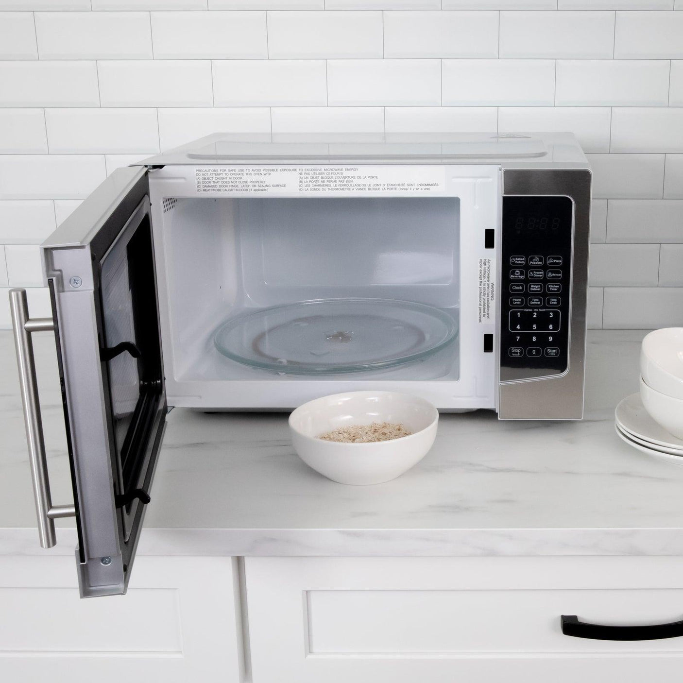 Avanti 1.1 cu. ft. Microwave Oven