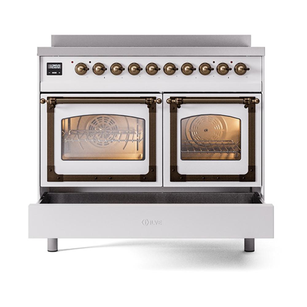 ILVE UNDI406NMPWHB Nostalgie II Noblesse 40 inch Induction Range (Triple Glass Door, White, Burnished)