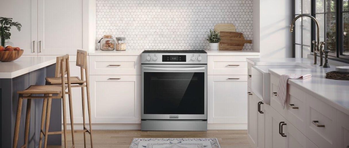 30" Electric Range with Stone-Baked Pizza