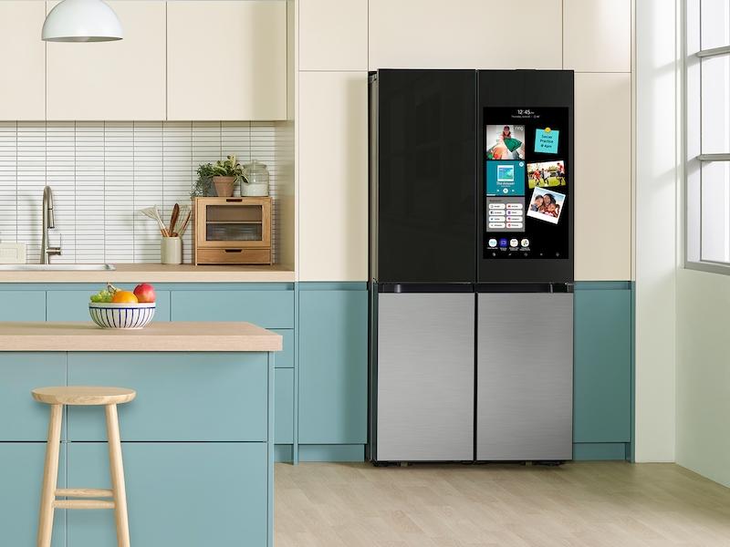 Bespoke 4-Door Flex™ Refrigerator (29 cu. ft.) with Family Hub™+ in Charcoal Glass Top and Stainless Steel Bottom Panels