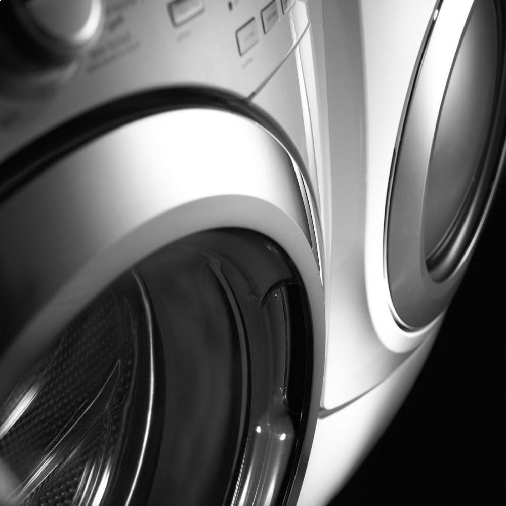 Performance Series Gas Dryer with Steam-Enhanced Cycle