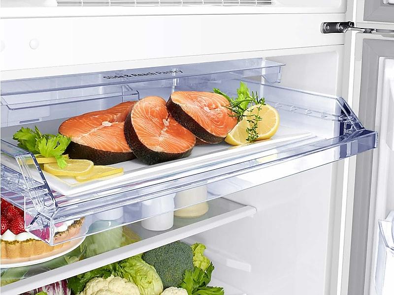 18 cu. ft. Top Freezer Refrigerator with FlexZone™ and Ice Maker in White