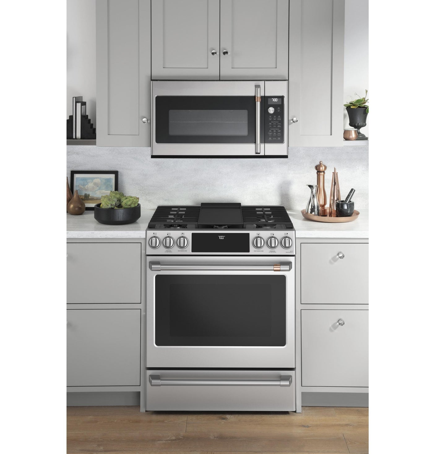 Café™ 30" Smart Slide-In, Front-Control, Gas Range with Convection Oven