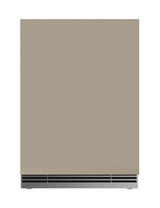 Urbv324 24" Beverage Center With Integrated Solid Finish (115 V/60 Hz)