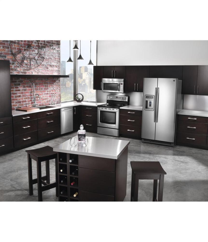 Jetclean® Plus Dishwasher with SteamClean