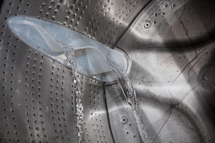 White Front Load Washer: FR7