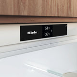 KU 7175 D - Built-under refrigerator, 33 7/8-36 1/4 in (86-92 cm) niche height with two individually adjustable temperature zones for more flexibility.