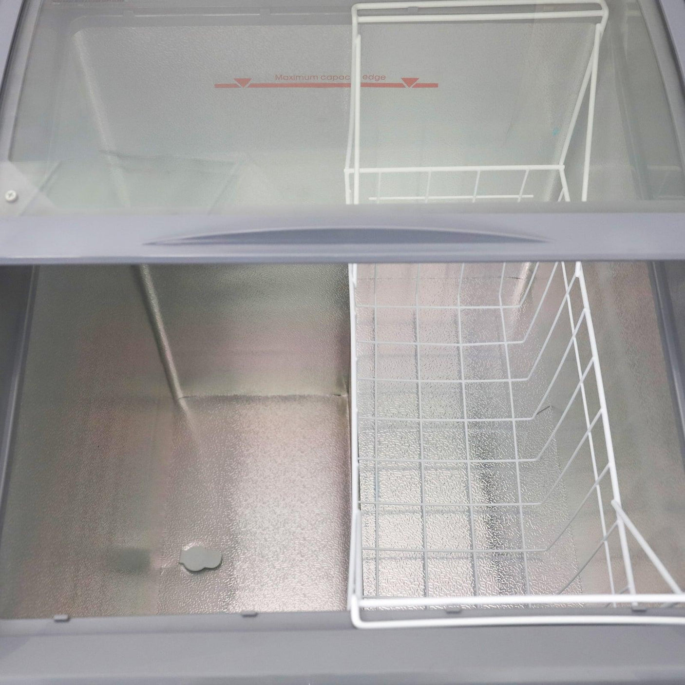 Avanti 4.2 cu. ft. Commercial Sliding Glass Top Freezer or Refrigerator - White / 4.2 cu. ft.