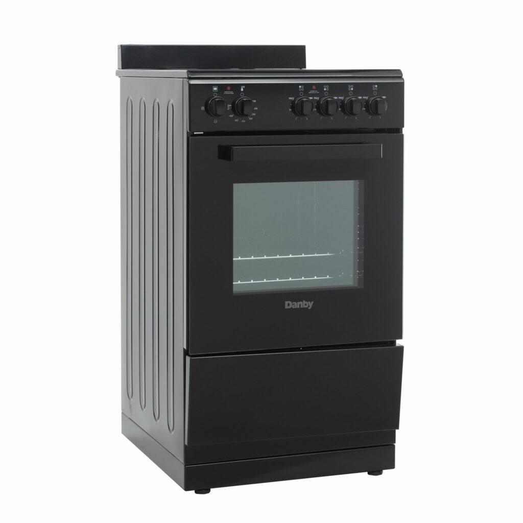 Danby 20" Wide Electric Range in Black ()