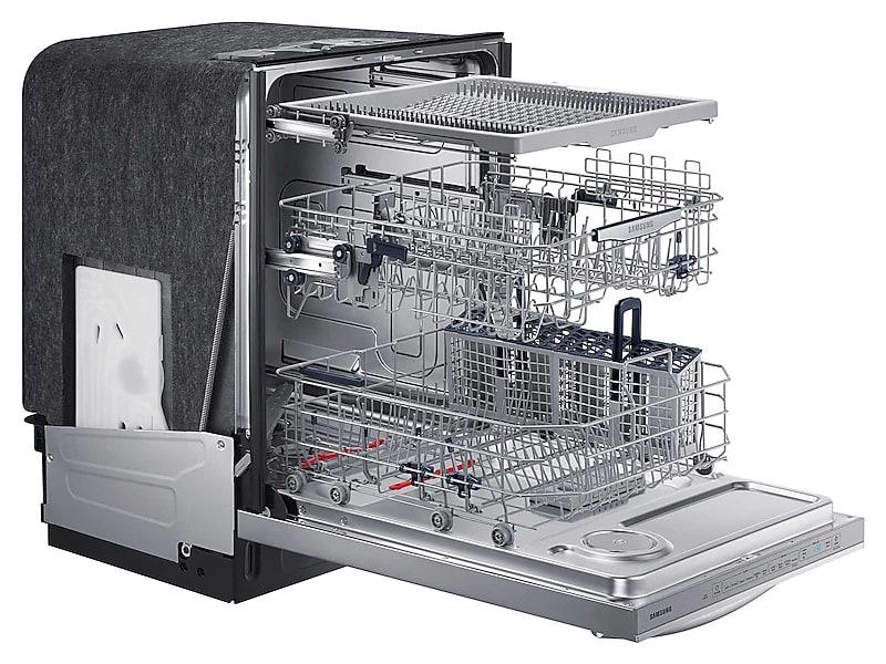 StormWash™ Dishwasher with Top Controls in Stainless Steel