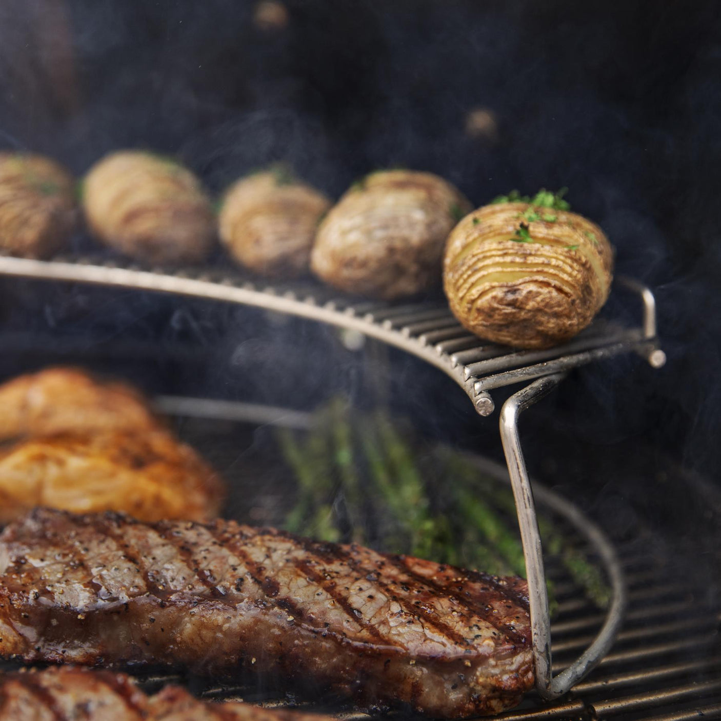 Master-Touch Charcoal Grill 26 - Black