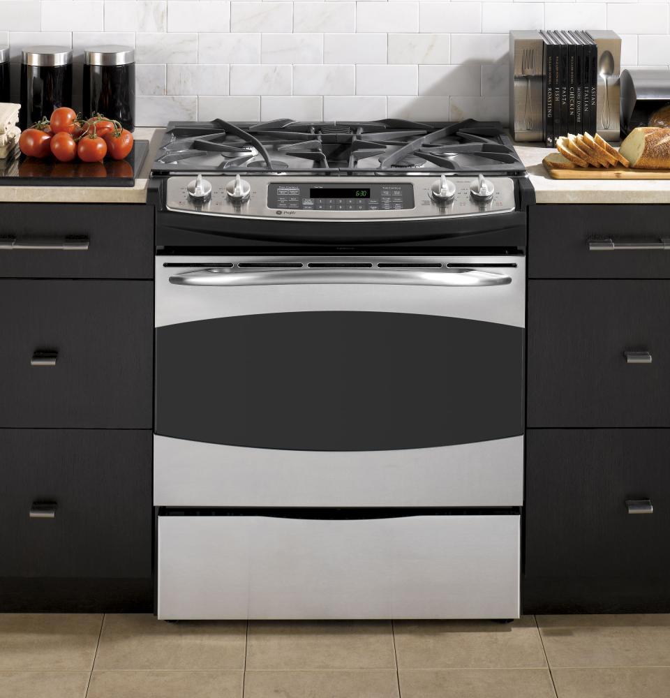 GE Profile Series 30" Slide-In Gas Range