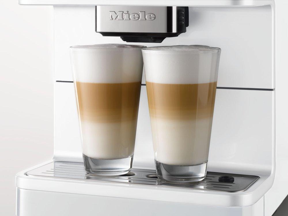 CM 6150 - Countertop coffee machine with OneTouch for Two for the ultimate coffee enjoyment.