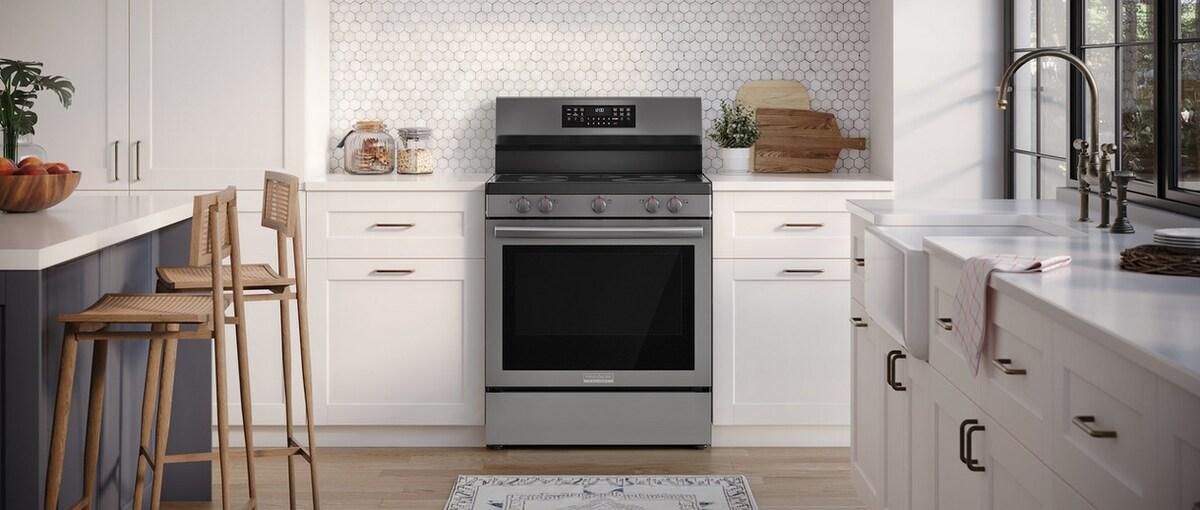 30" Rear Control Electric Range with Total Convection