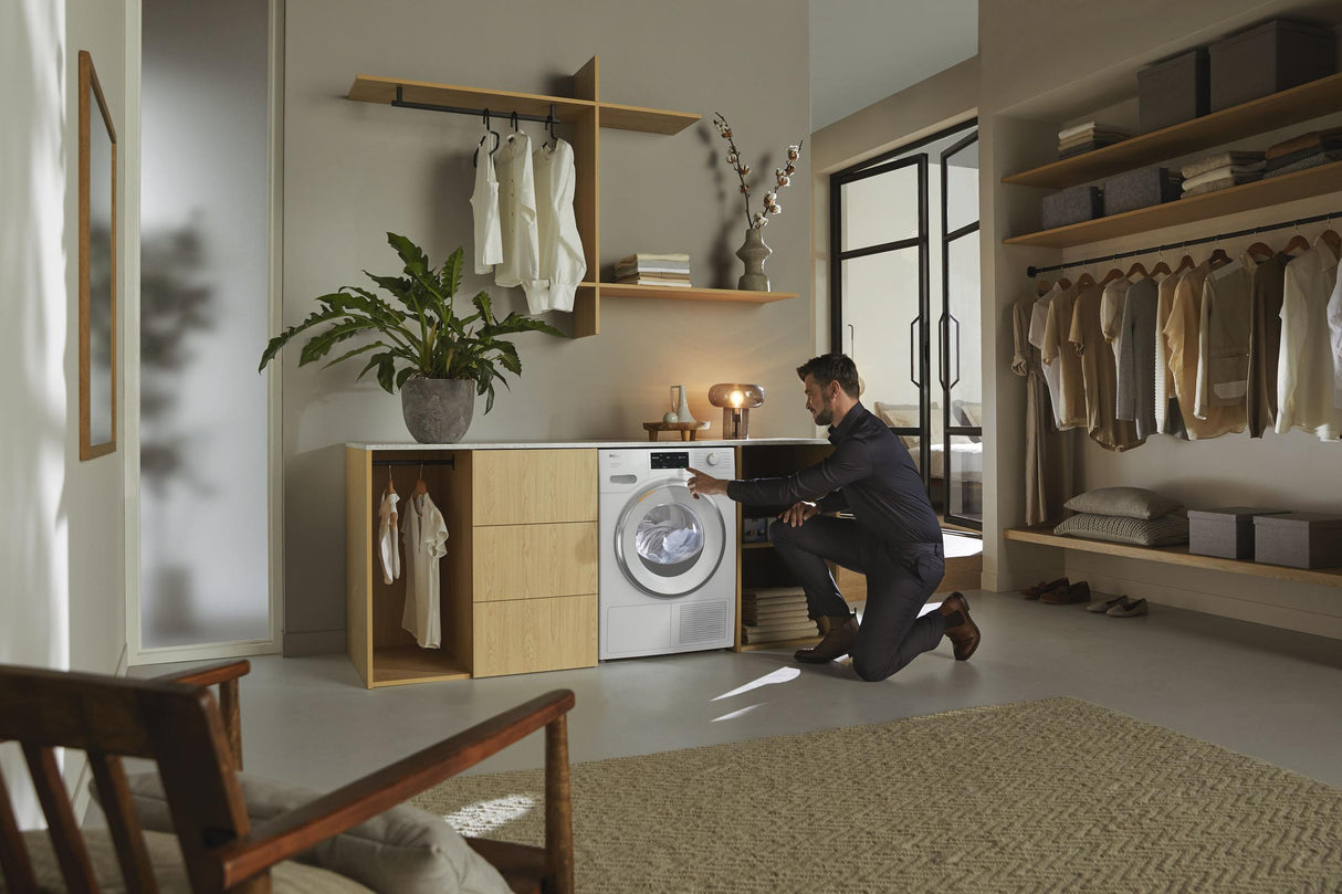 TXI680WP Eco & Steam Lotus white - T1 Heat-Pump Dryer: 18lb  ComfortSensor  SteamFinish  Honeycomb drum  FragranceDos  Miele@home