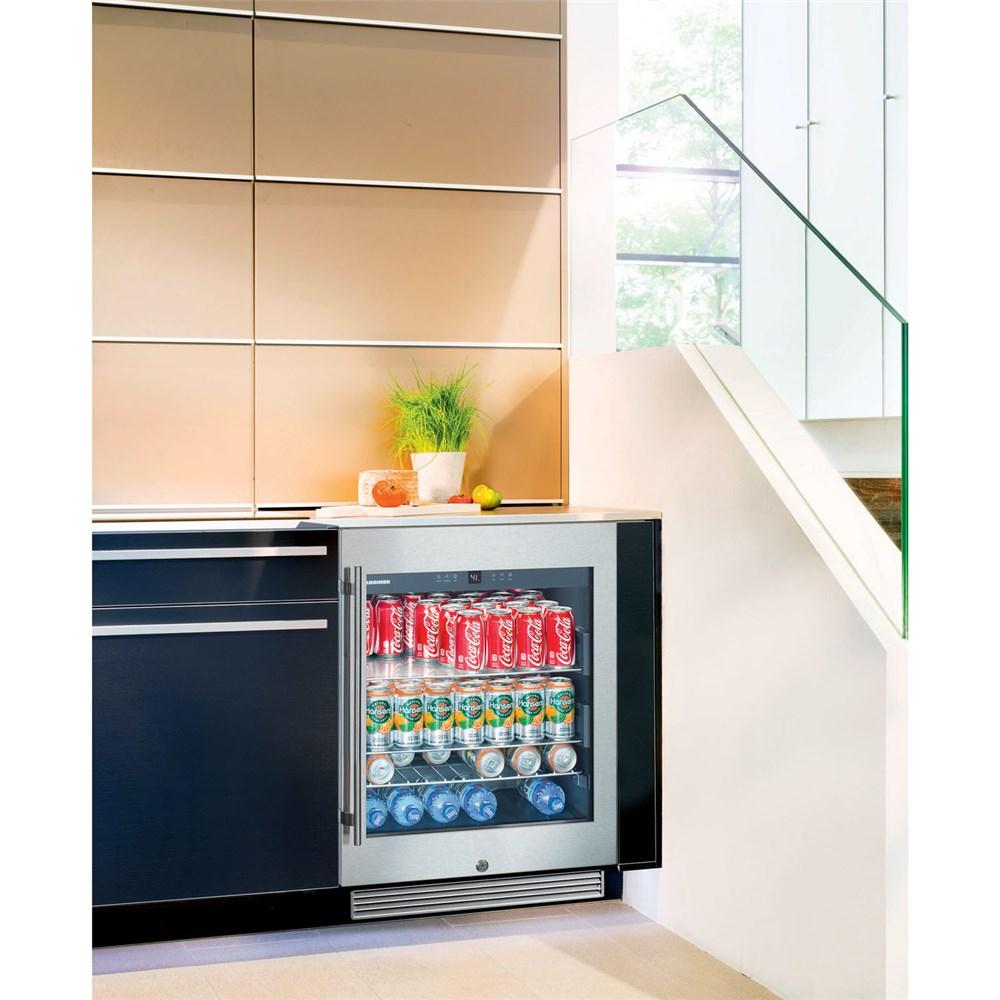 Undercounter Beverage Center 24", Lock, Reversible Door