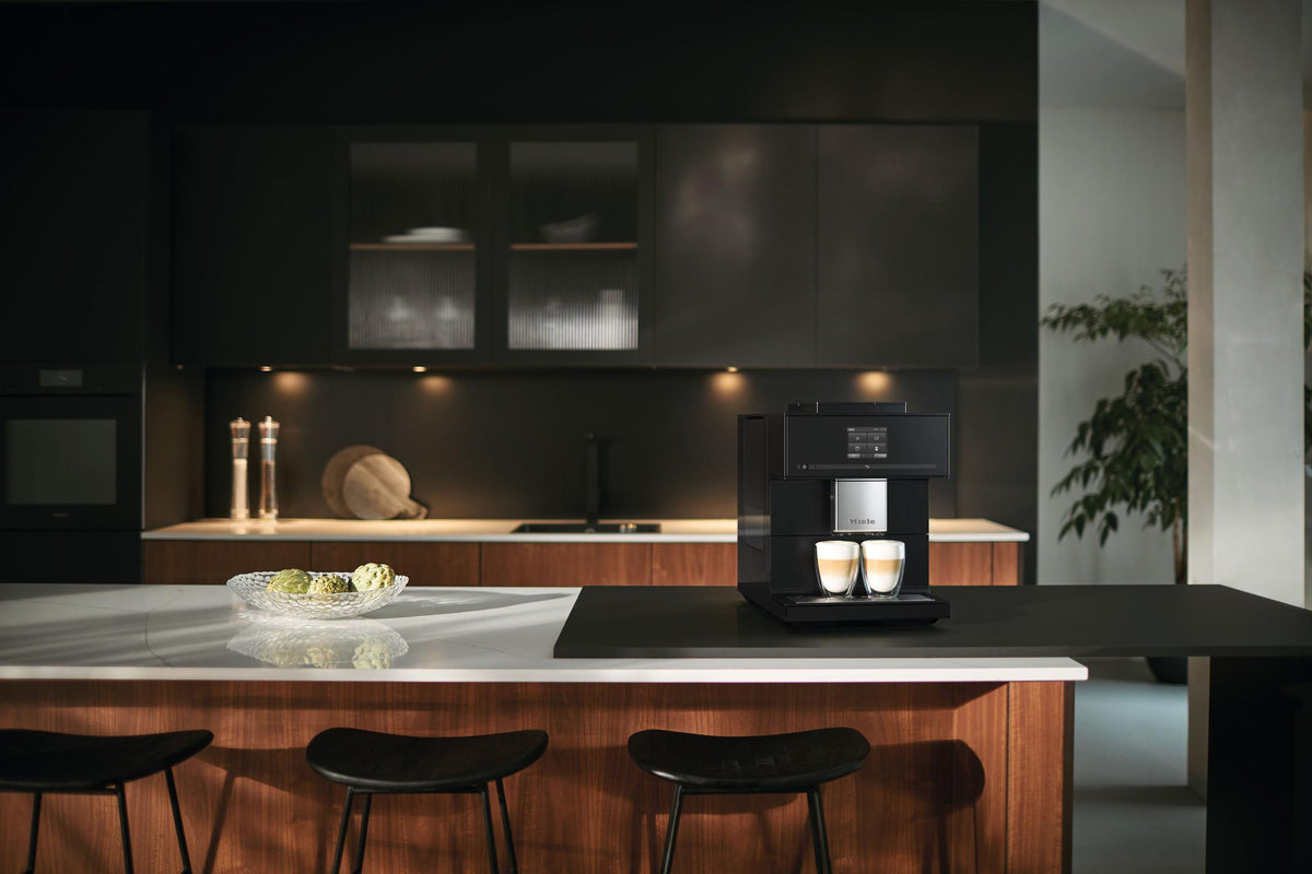 CM 7750 CoffeeSelect Obsidian black - Countertop coffee machine with CoffeeSelect and AutoDescale for maximum flexibility