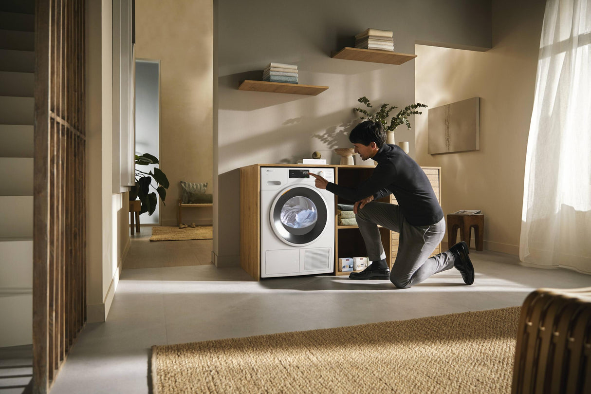 TWD 360 WP 8kg Lotus white - T1 Heat-Pump Dryer: 18 lb  DirectSensor  Honeycomb drum  FragranceDos  Miele@home  EcoDry