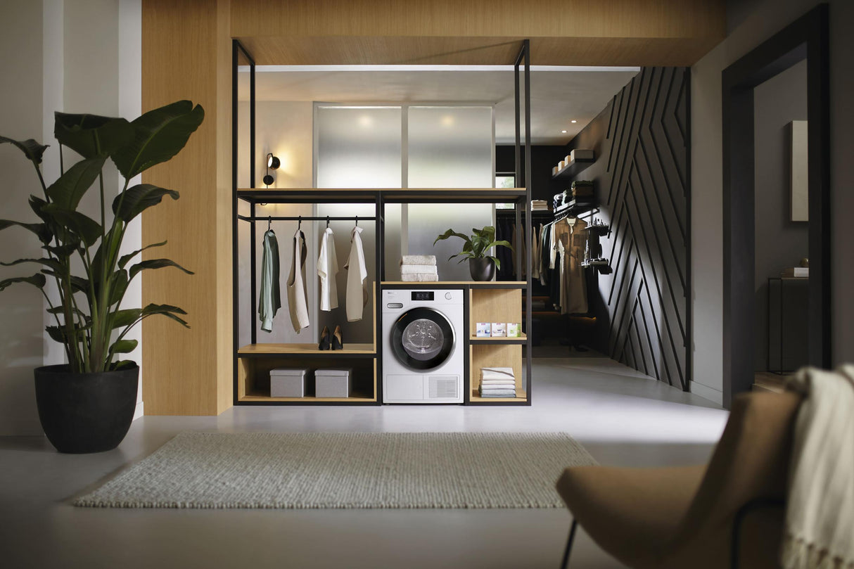 TXR960WP Eco&Steam - T1 Heat-Pump Dryer: 18 lb (8 kg)  M Touch  SteamCare  Honeycomb drum  FragranceDos  Miele@home