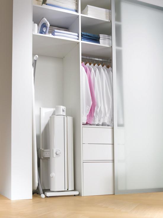 White Rotary Iron B 990 E - Lotus White