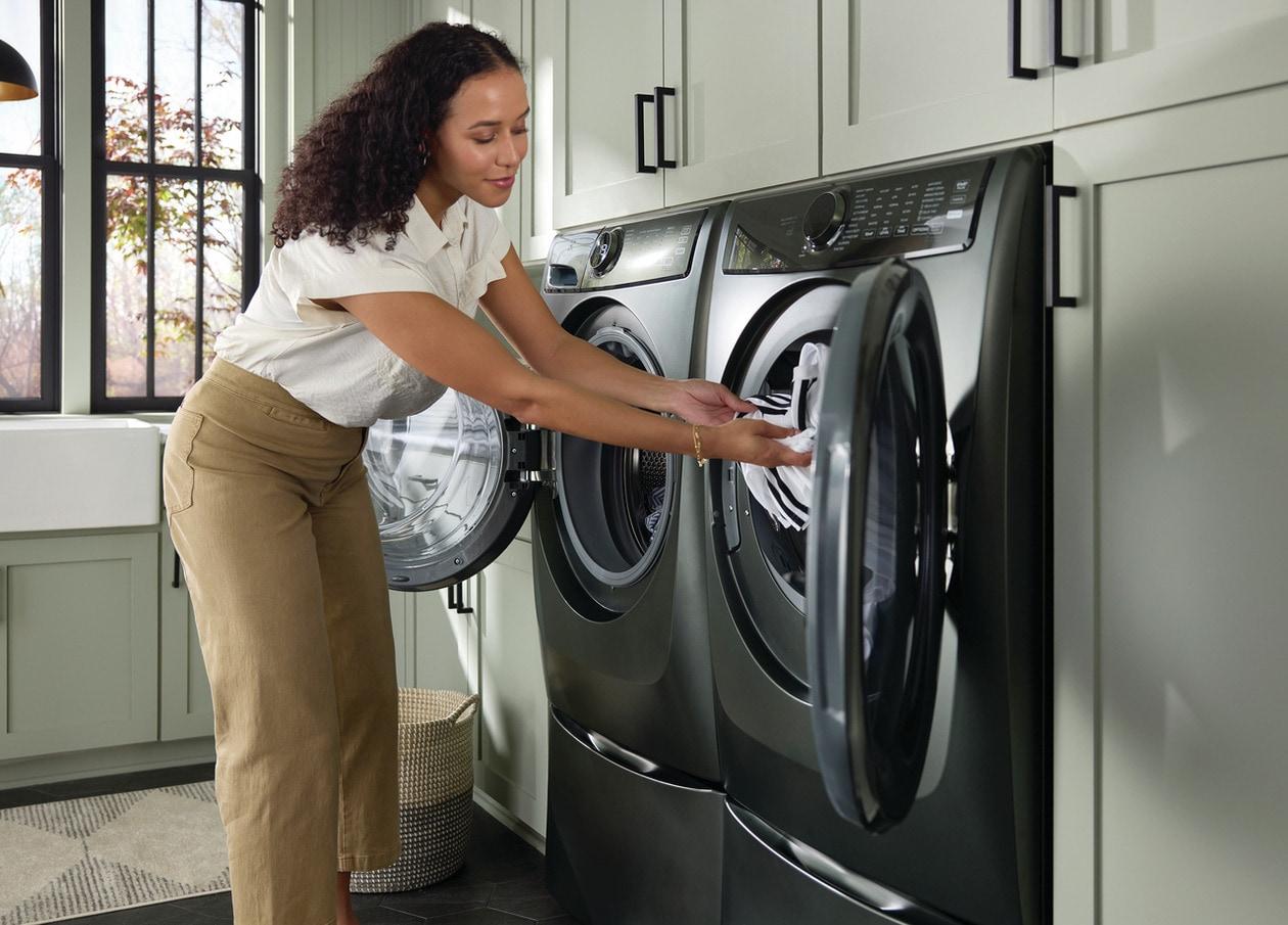 Front Load Perfect Steam™ Washer with LuxCare® Plus Wash and SmartBoost® - 4.5 Cu. Ft.