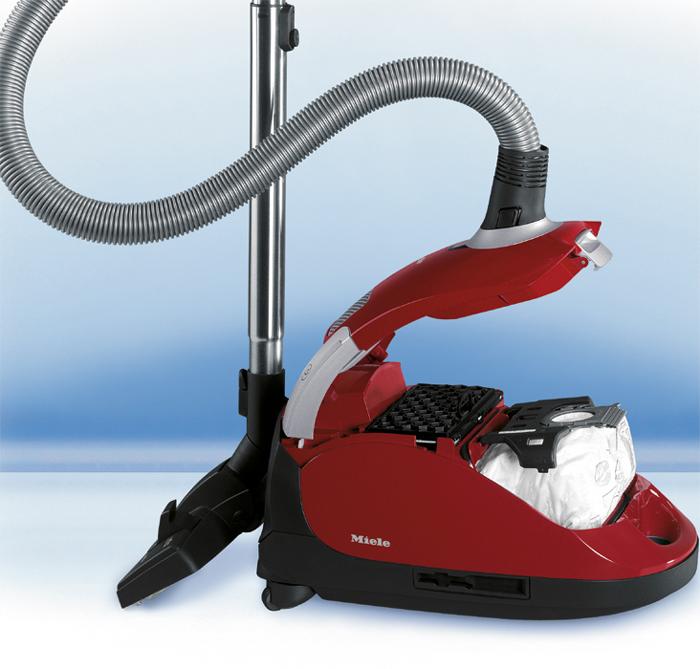 Vacuum Cleaners (canisters)