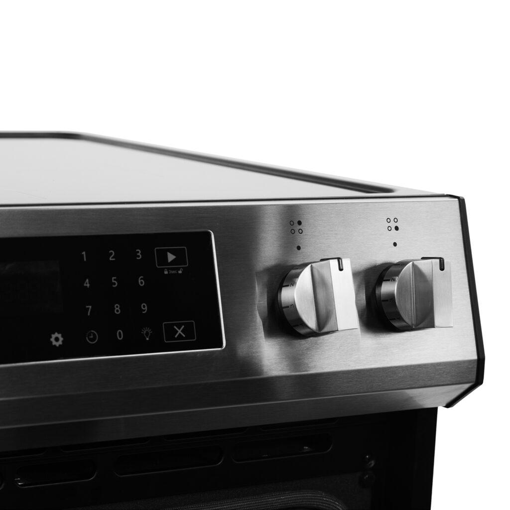 Danby 30 Slide in Induction Range with LED Touch Control in Stainless Steel