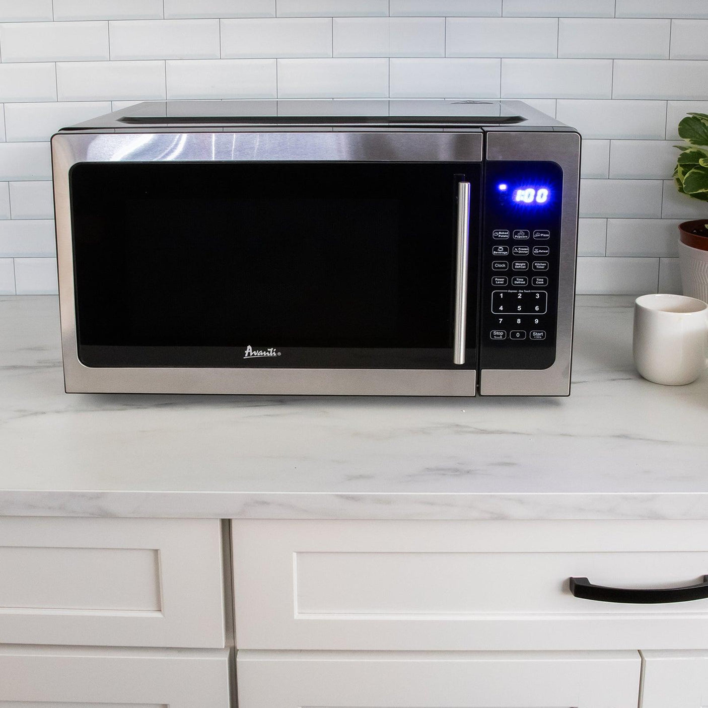 Avanti 1.5 cu. ft. Microwave Oven - Stainless Steel