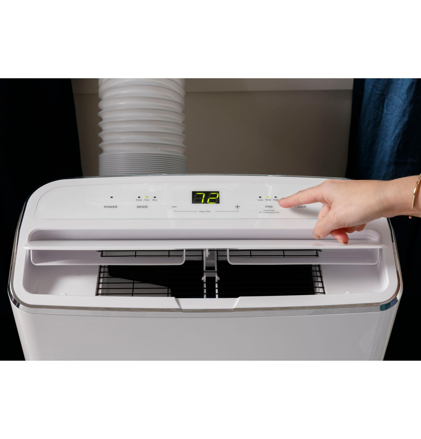 GE® 9,850 BTU SACC Smart Portable Air Conditioner for Medium Rooms up to 550 sq ft. (14,000 BTU ASHRAE)