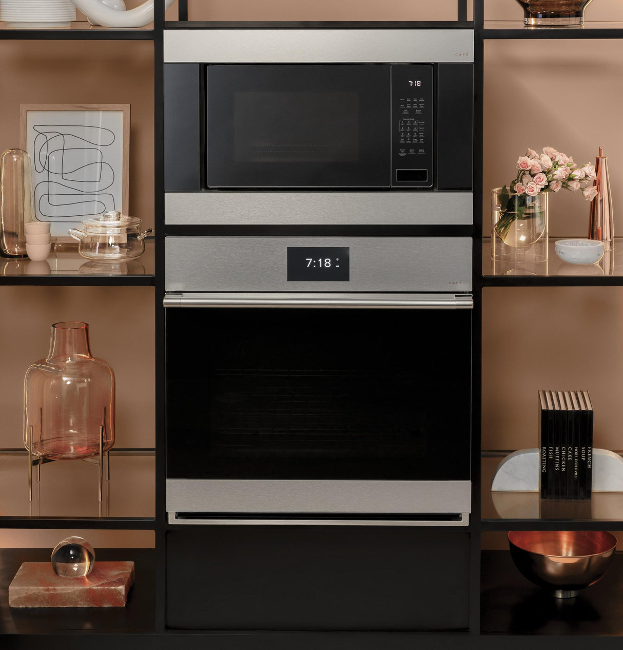 CAF(EBACK)™ 1.5 Cu. Ft. Smart Countertop Convection/Microwave Oven in Platinum Glass