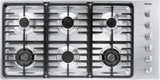 KM 3485 G Stainless steel - 42-inch gas cooktop with 2 dual wok burners for particularly versatile cooking convenience.