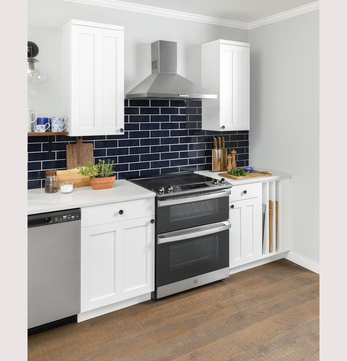 GE 30" Slide-In Electric Convection Double Oven Range