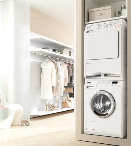 White T8023 C Condenser Dryer - White, Condenser, Large Capacity