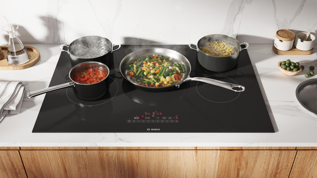 800 Series 30" Built-In Electric Induction Cooktop