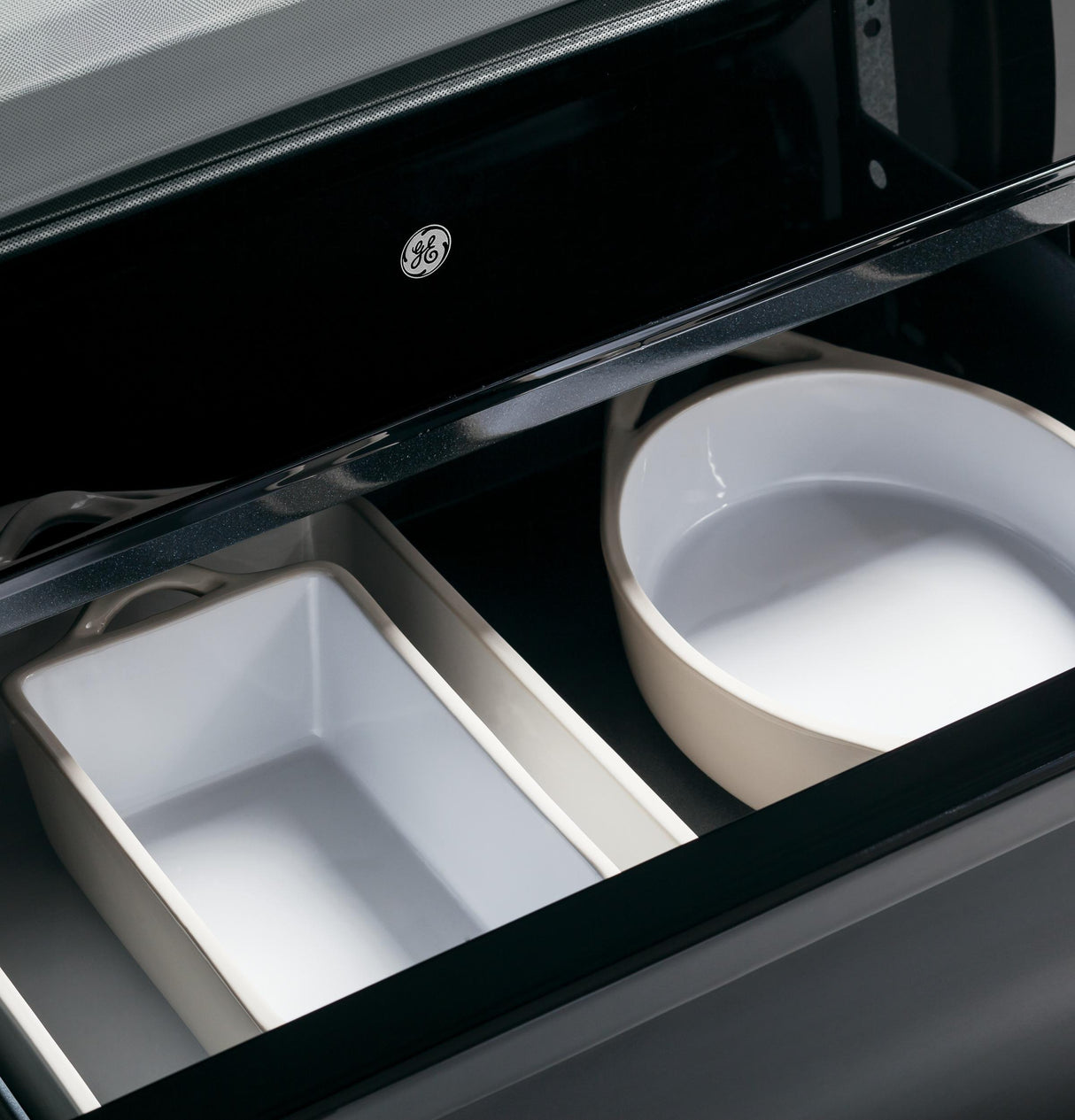 GE® 30" Free-Standing Electric Range