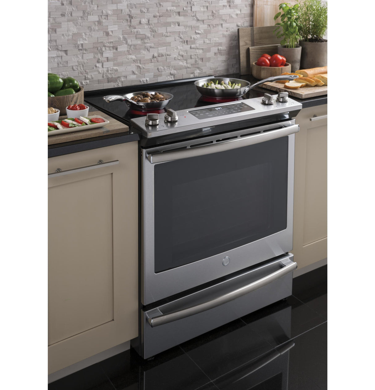 GE® 30" Slide-In Electric Convection Range
