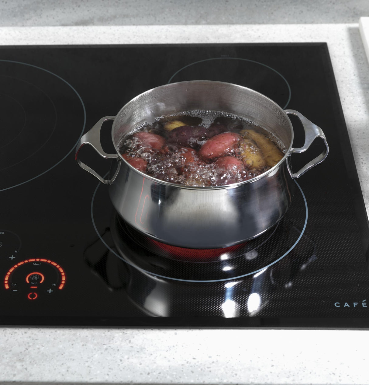 Café™ 30" Touch-Control Electric Cooktop