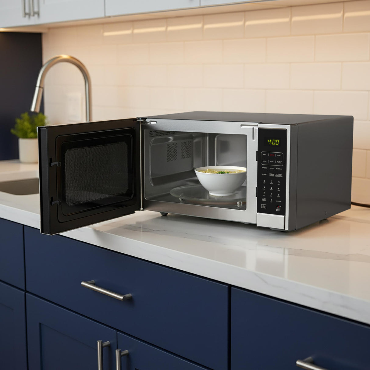 Avanti Microwave Air Fry, Convection Oven 3-in-1, 1.3 cu. ft. Capacity, in Black/Stainless Steel (MTAF130K3S)